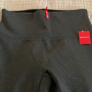 Spank, XL full length. Legging but thick knit, inseam is 26”.